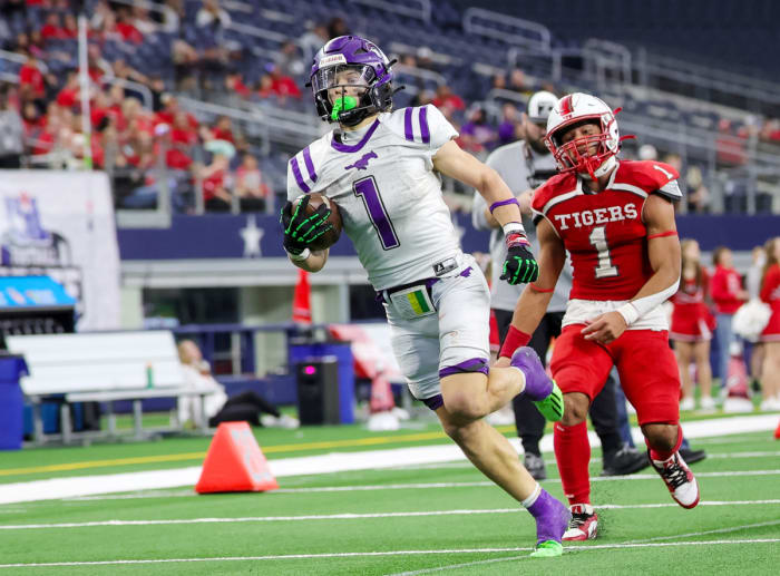 Benjamin vs Oglesby UIL 1-A Six-Man Division 2 Final December 13, 2023 Photo-Tommy Hays82